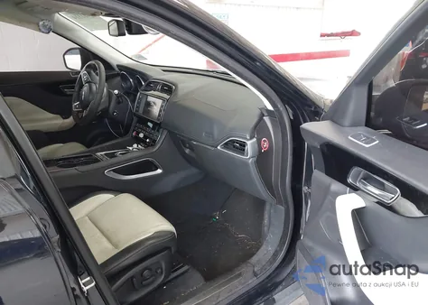 2017 Jaguar F-Pace 35T R-Sport из США, поврежденный, VIN SADCL2BV7HA063633